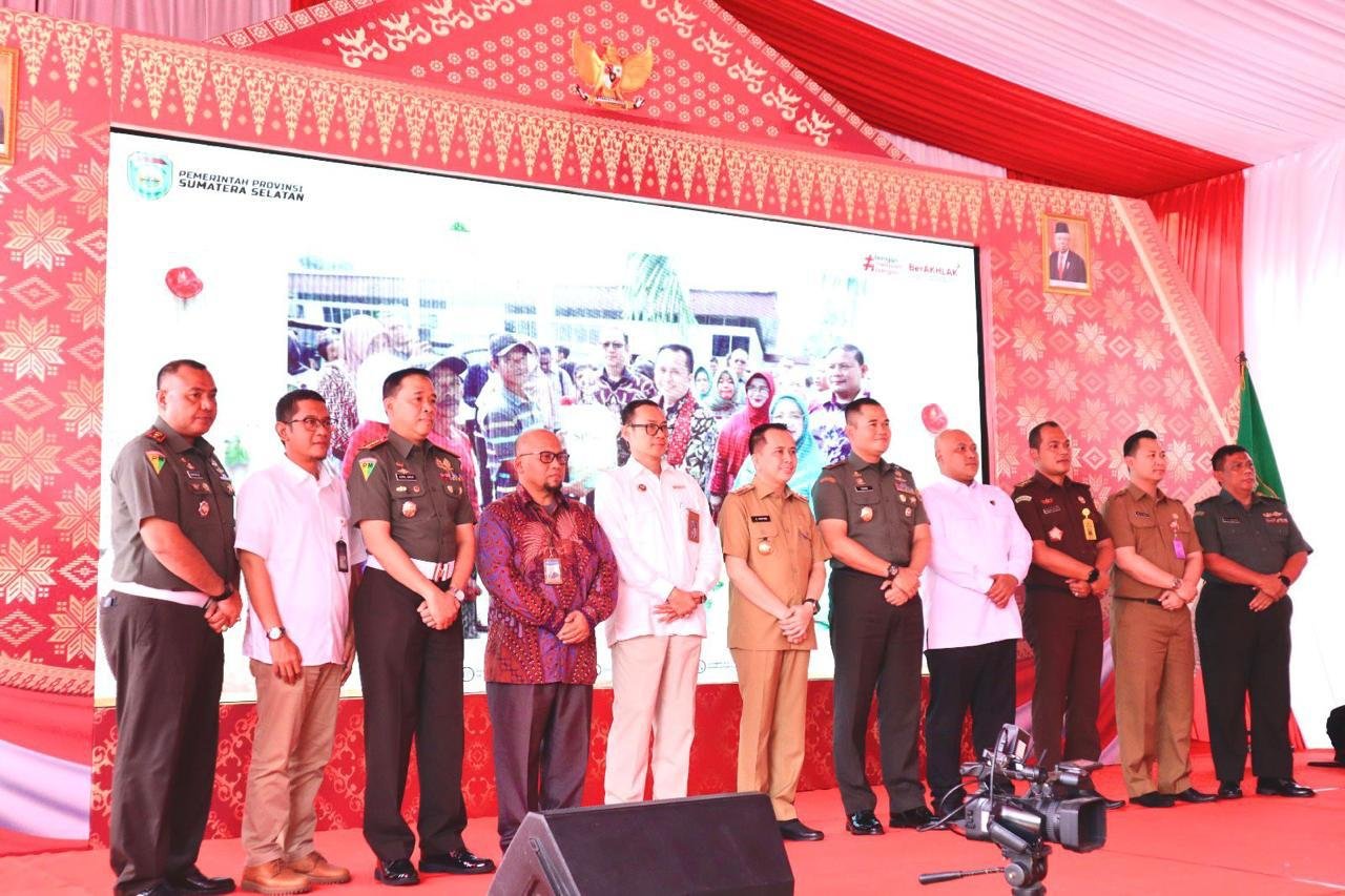 Penjabat Gubernur Sumsel Bersama Pimpinan Daerah 17 Kab/Kota di Sumatera Selatan Lakukan Launching Gerakan Pengendalian Inflasi Serentak Se-Sumsel