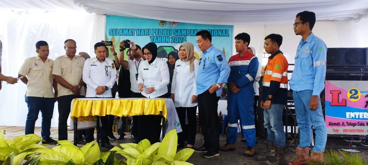 Selain Peringati HPSN DLH PALI Sosialisasikan Peduli Sampah Plastik