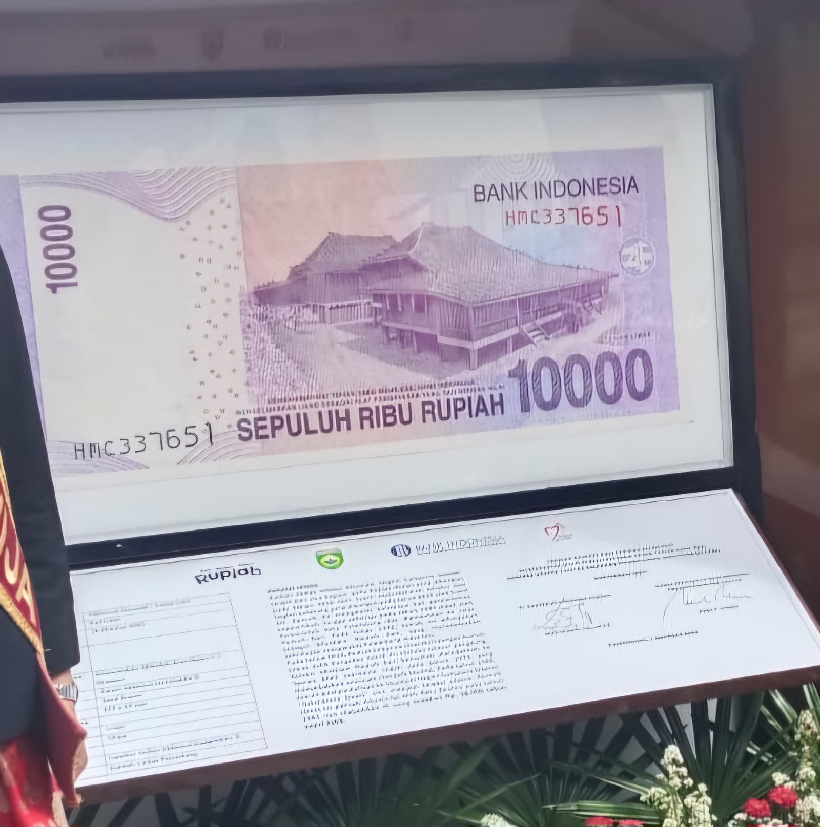 BI Pastikan Uang Rp10.000 Tahun Emisi 2005  Bergambar Rumah Limas Masih Berlaku 