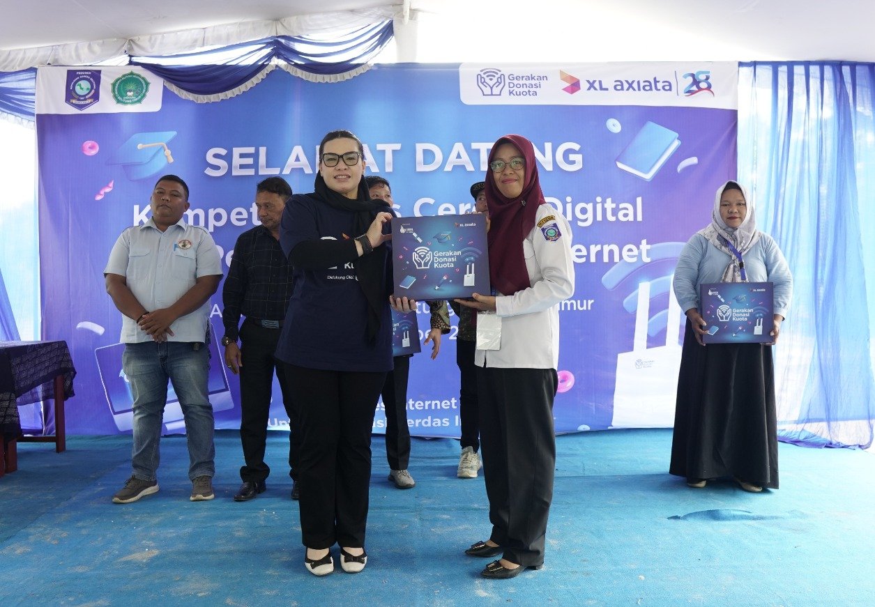 XL Axiata Salurkan GDK ke 200 Lembaga Pendidikan di Indonesia,Dorong Siswa Ikut Peduli Pariwisata Belitung