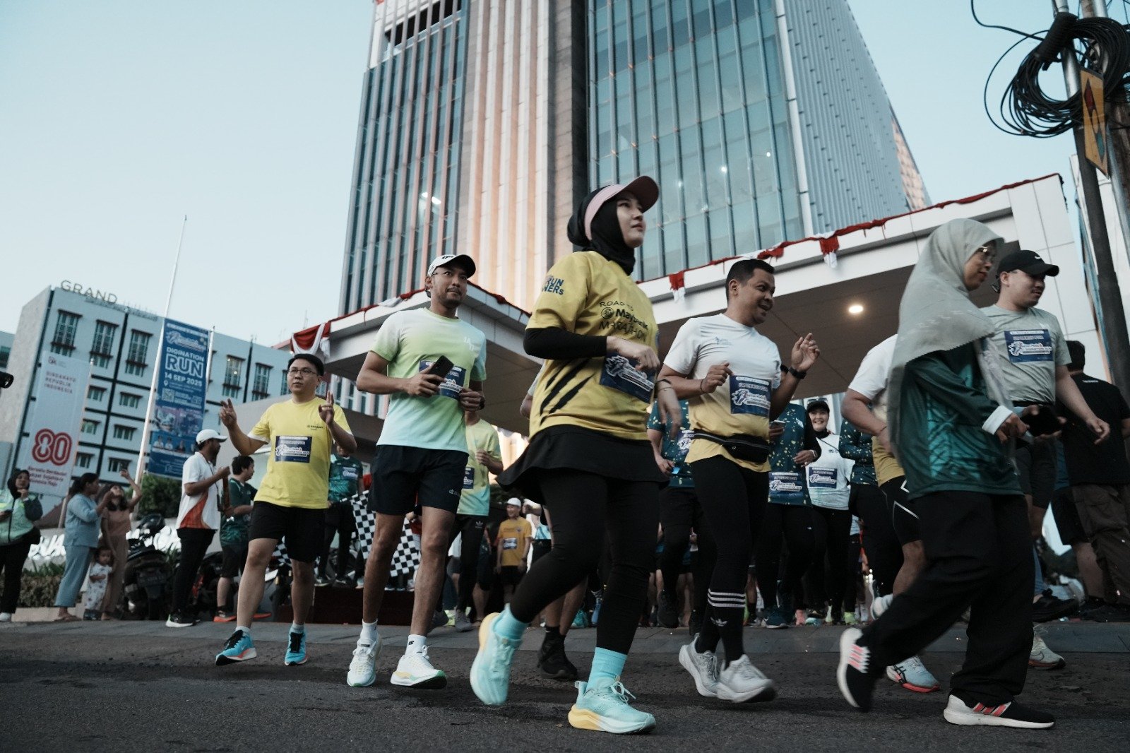 Jelang Sultan Muda Digination Run 2025, OJK Sumsel dan Pemprov Sumsel Gelar Warming Up Bersama Runners Industri Jasa Keuangan