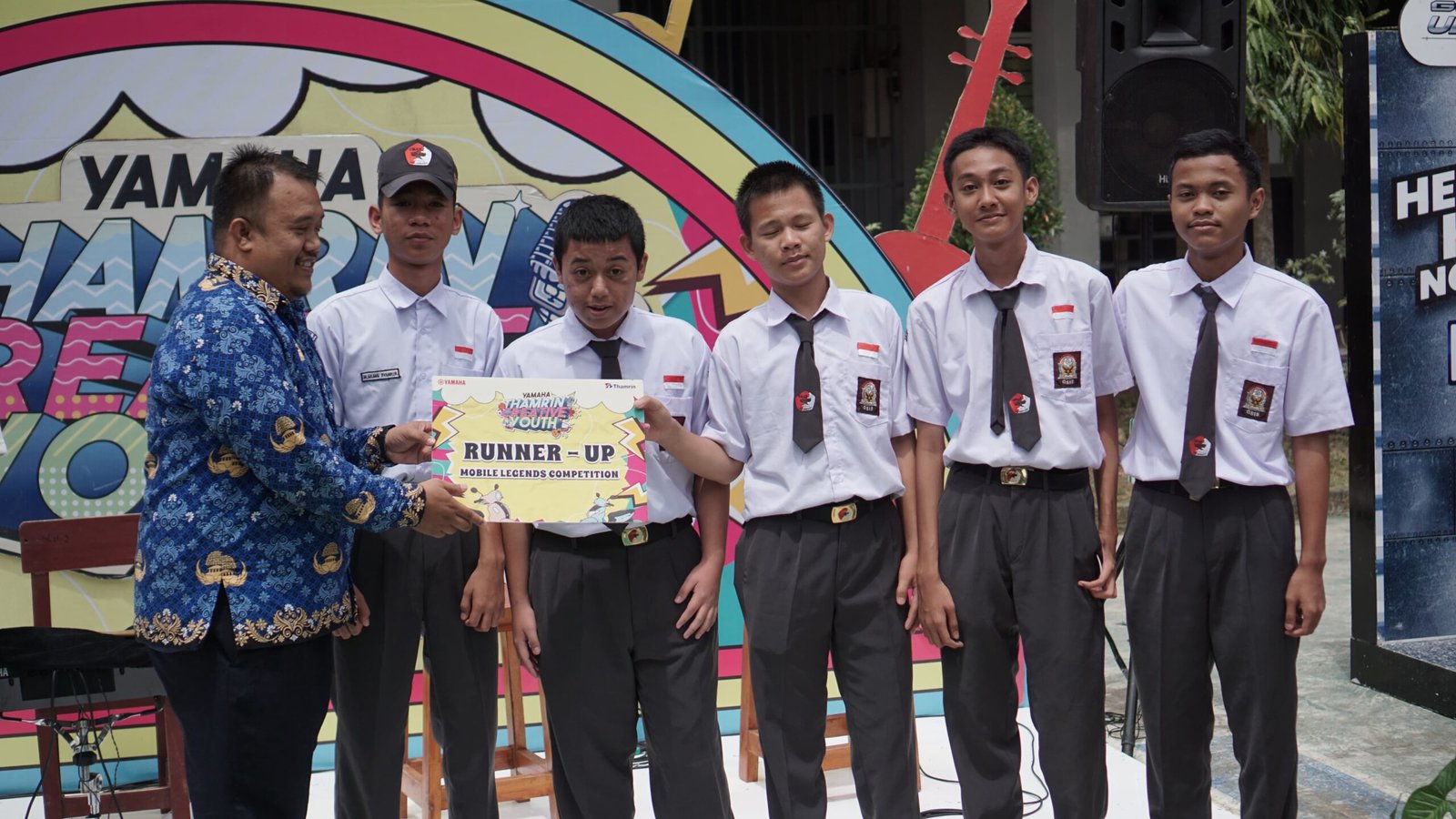 Yamaha Thamrin Perkuat Ruang Ekspresi Pelajar Lewat Thamrin Creative Youth di SMAN 3 Palembang
