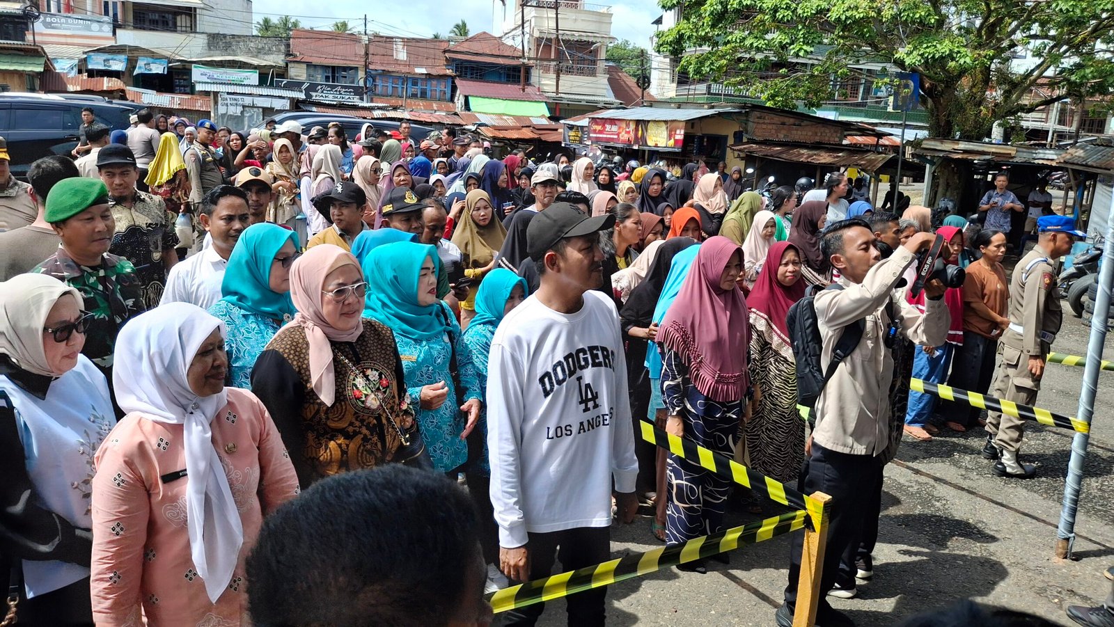 Inflasi Mengintai, Pemkab PALI Bergerak Cepat: Bupati Asgianto Turun Tangan Gelar Pasar Murah di Tengah Keresahan Warga