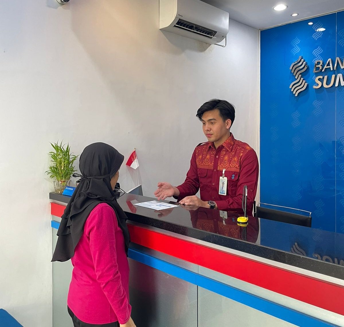 Kepercayaan terjaga, Bank Sumsel Babel pertahankan Peringkat “idA+” dari PEFINDO