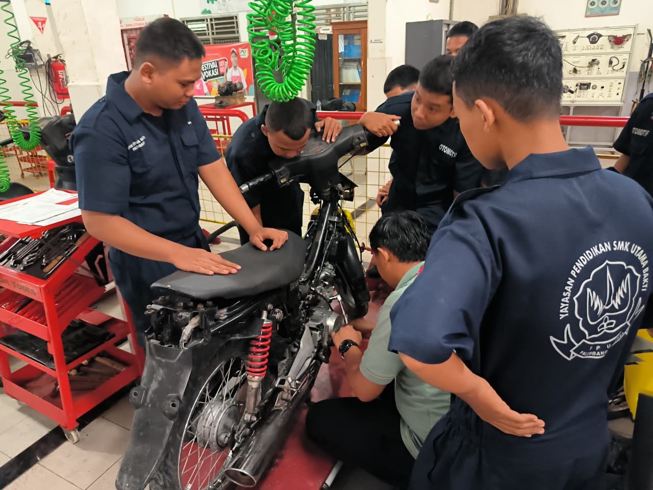 Gamifikasi SMK Bersama AHASS Dorong Semangat Belajar 193 Siswa TSM di Sumatera Selatan
