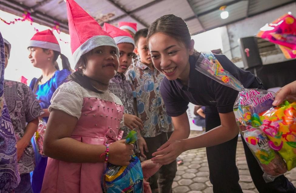 Indosat Berbagi Kasih bagi Anak-Anak dari Komunitas Rentan Jelang Perayaan Natal