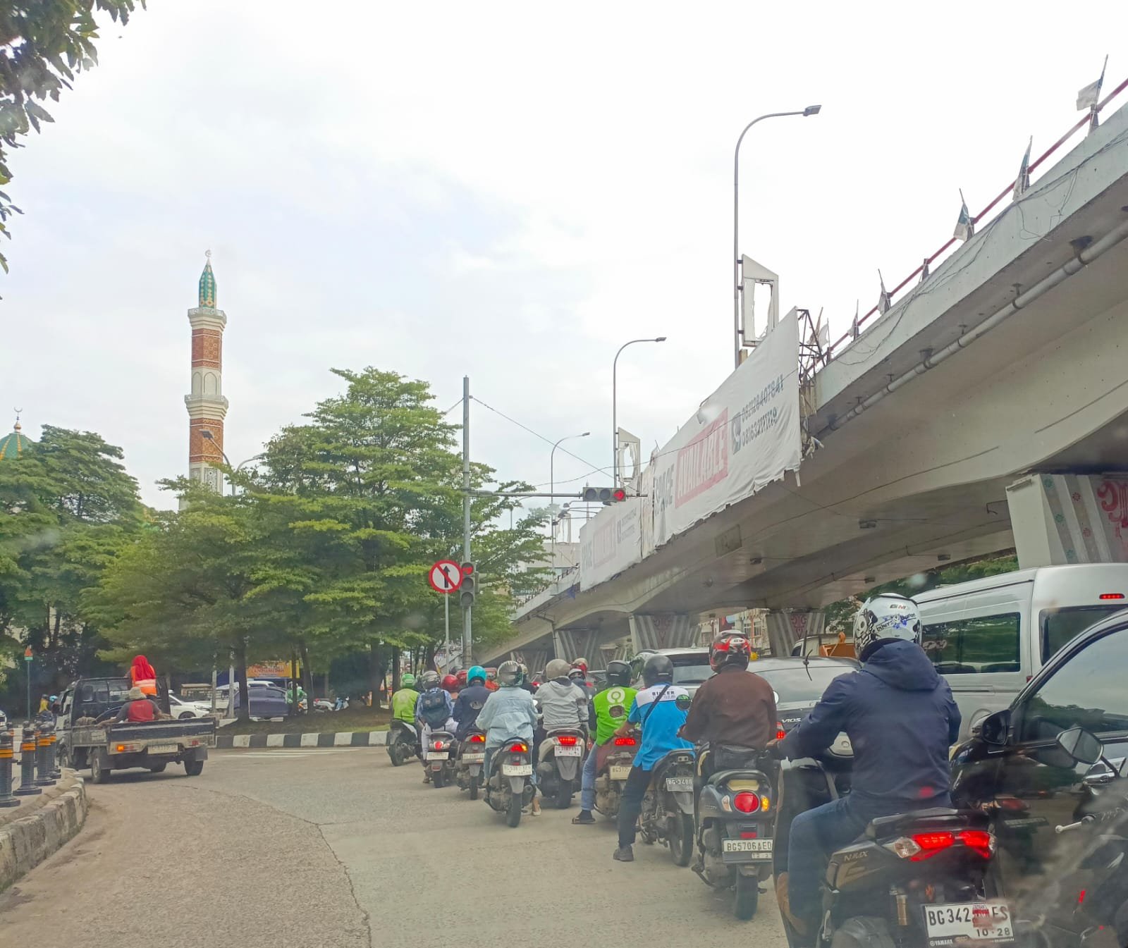 Puasa Lancar, Pulang ke Rumah Aman: Astra Motor Sumsel Bagikan 7 Tips Cari Aman Jelang Berbuka