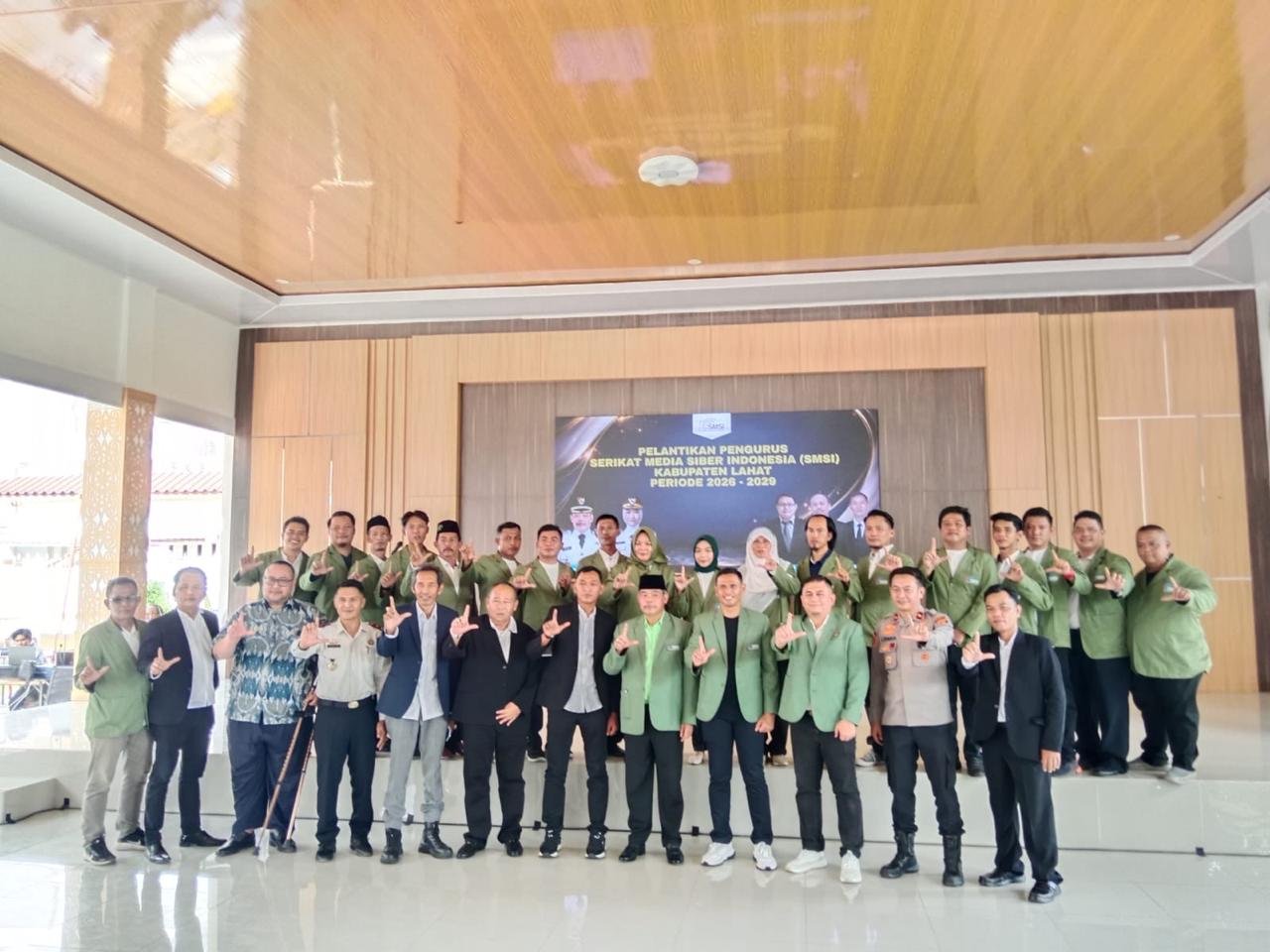 360 Kades Hadiri Pelantikan SMSI Lahat, Catat Rekor Nasional