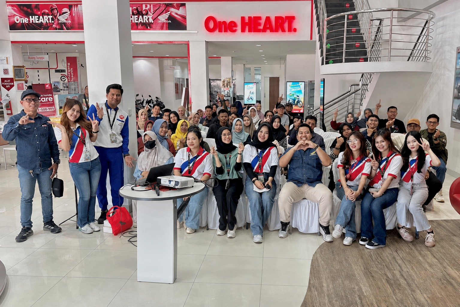 Astra Motor Plaju dan FIFGROUP Apresiasi Konsumen Loyal Lewat Gathering